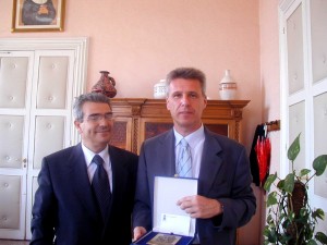 franco con il Sindaco di Ragusa avv. Domenico Arezzo