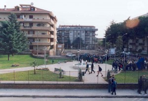 san nicola la strada (ce) piazza Giorgio Perlasca (1)
