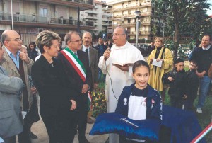 san nicola la strada (ce) piazza Giorgio Perlasca (3)